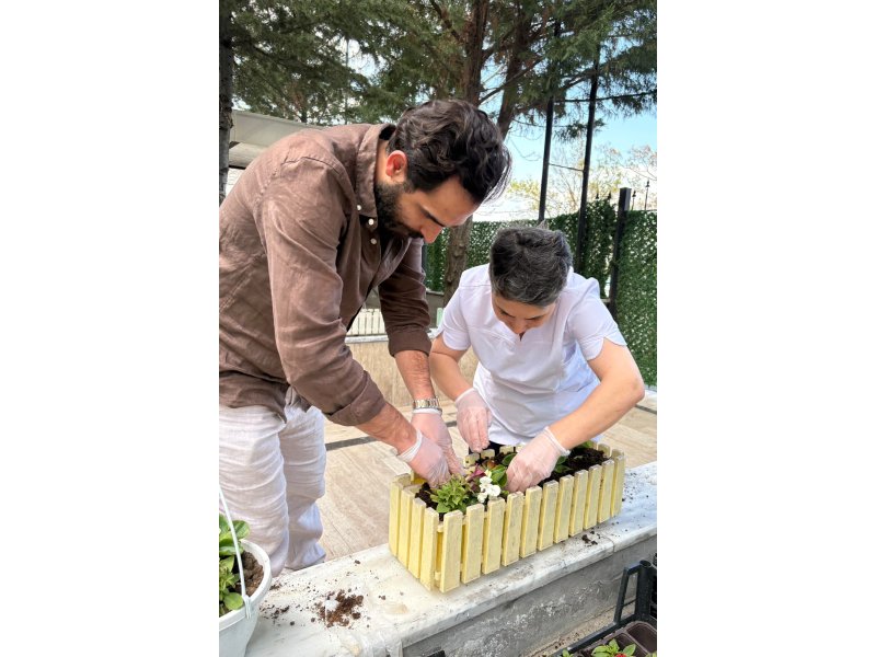 Özel Emineller Huzurevi ve Yaşlı Bakım Merkezi Ankara